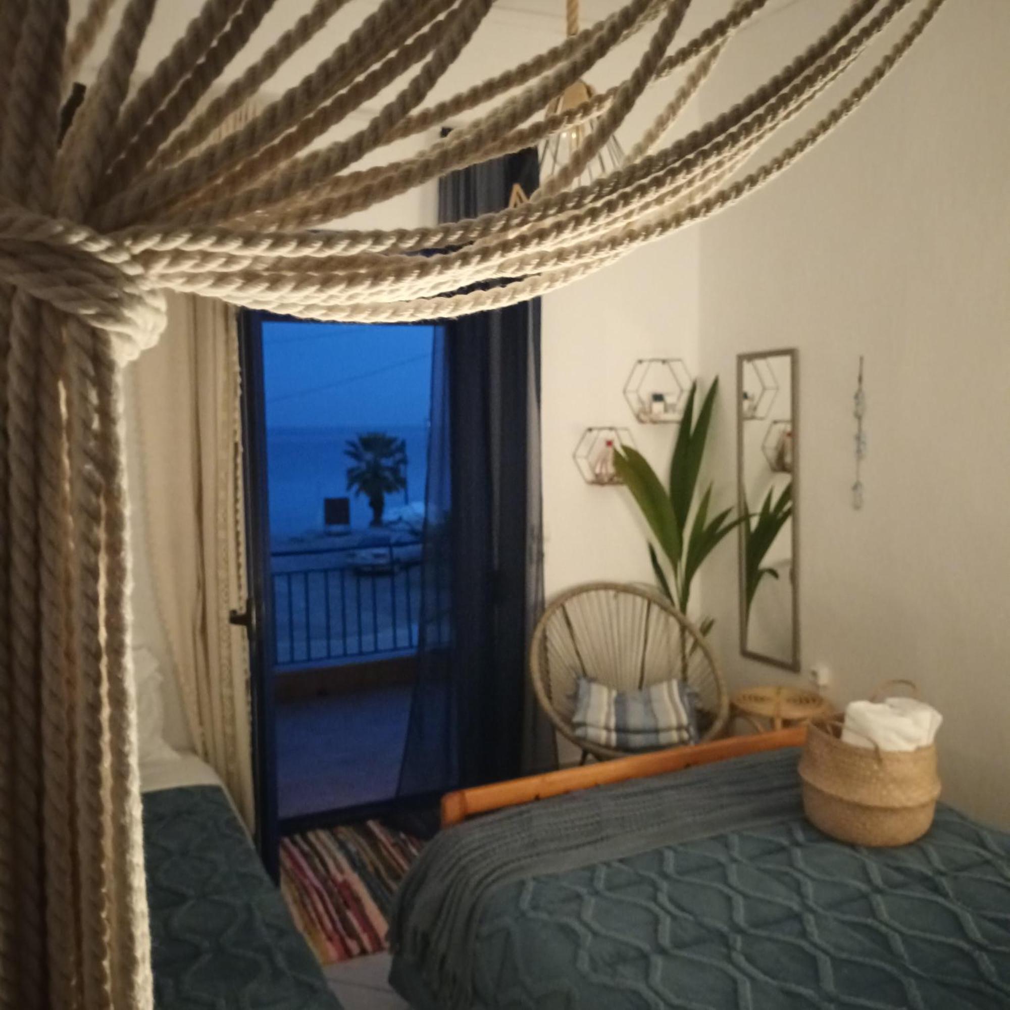 Mana Mia Seaside Apartments レプトカリヤ エクステリア 写真