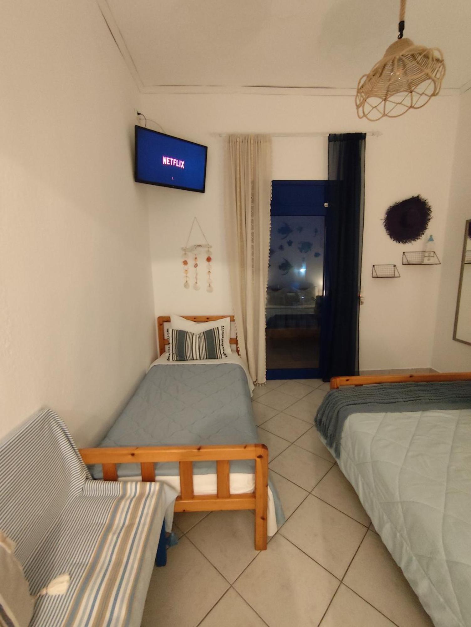 Mana Mia Seaside Apartments レプトカリヤ エクステリア 写真