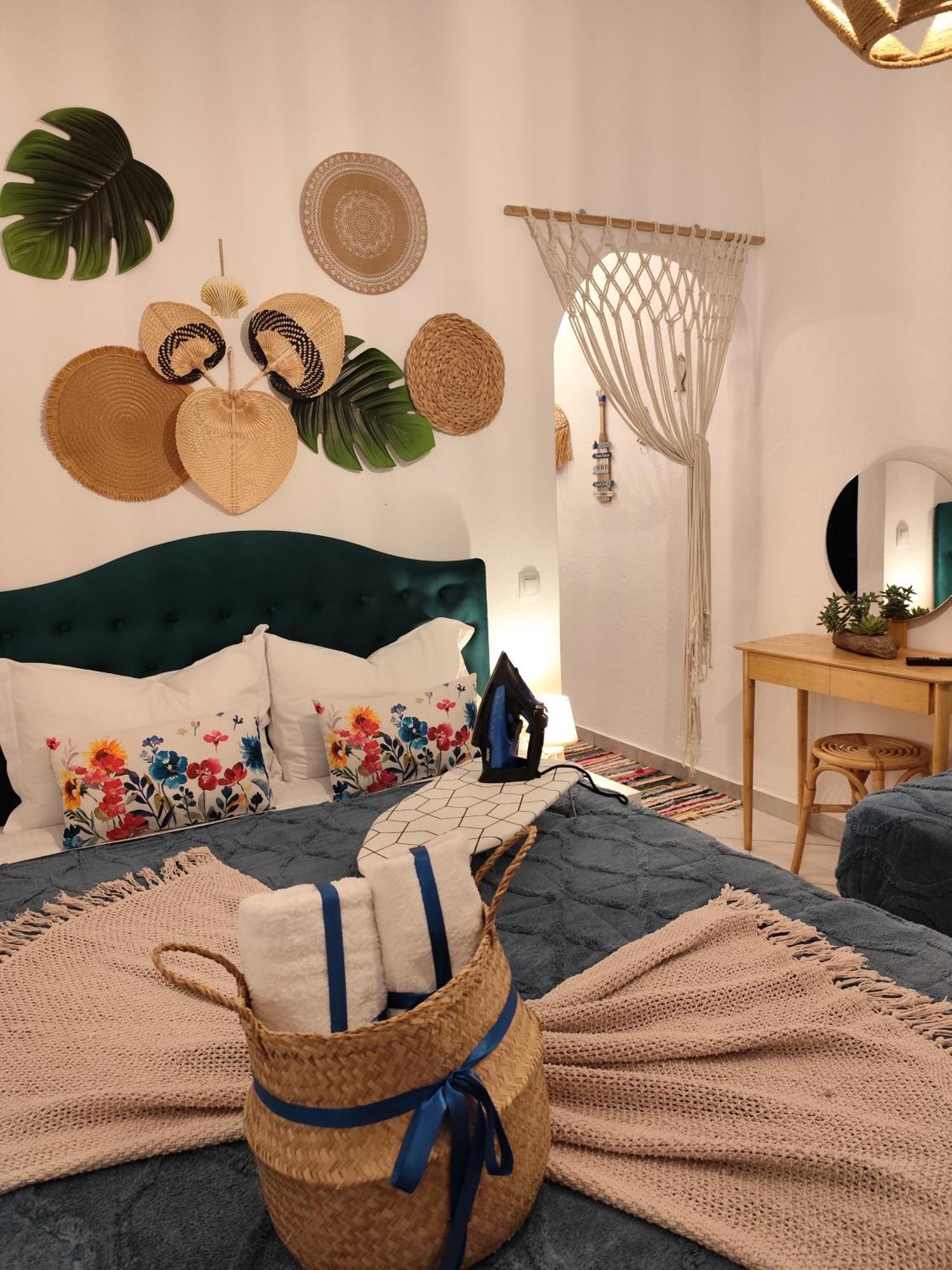 Mana Mia Seaside Apartments レプトカリヤ エクステリア 写真