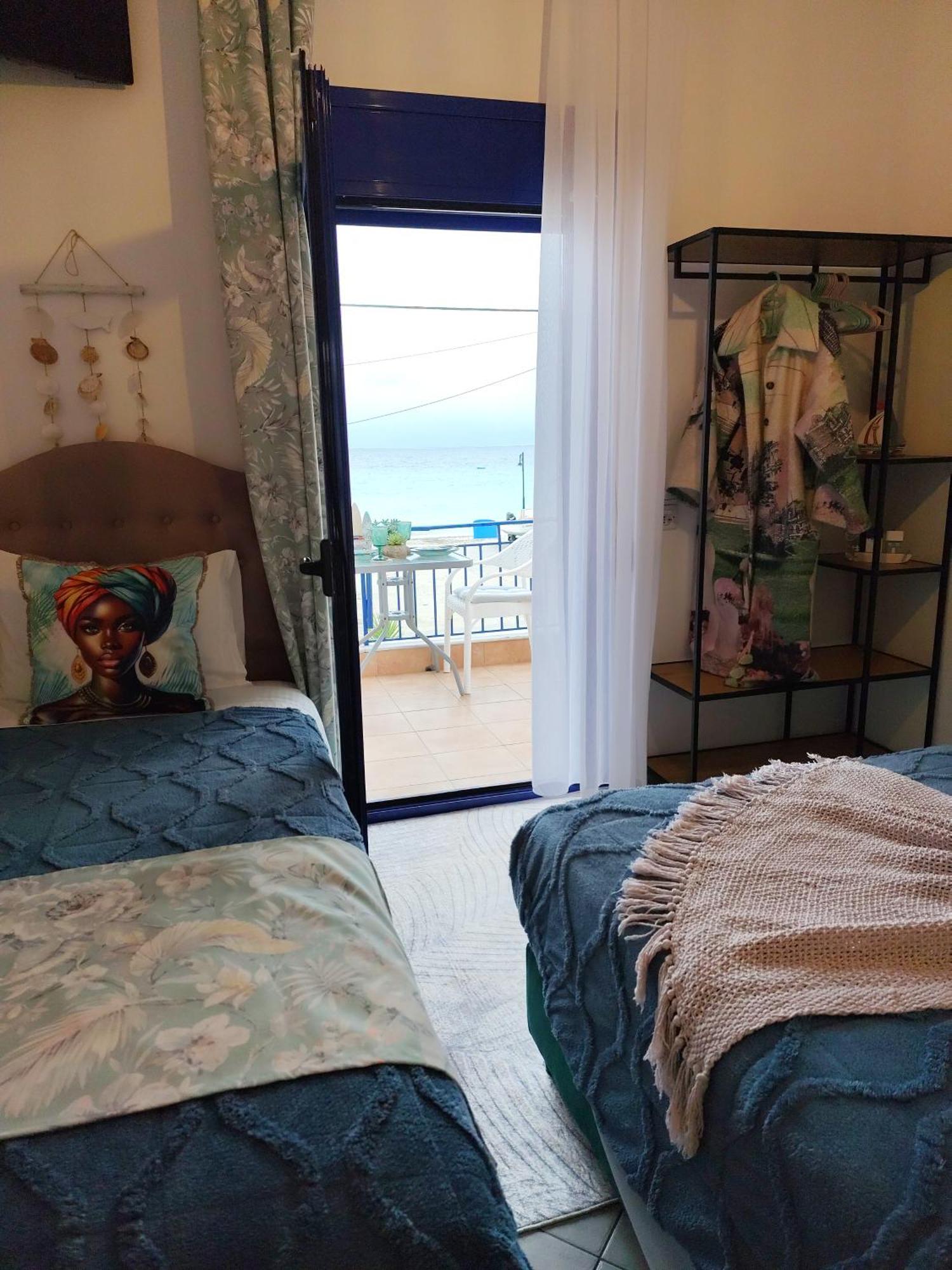 Mana Mia Seaside Apartments レプトカリヤ エクステリア 写真